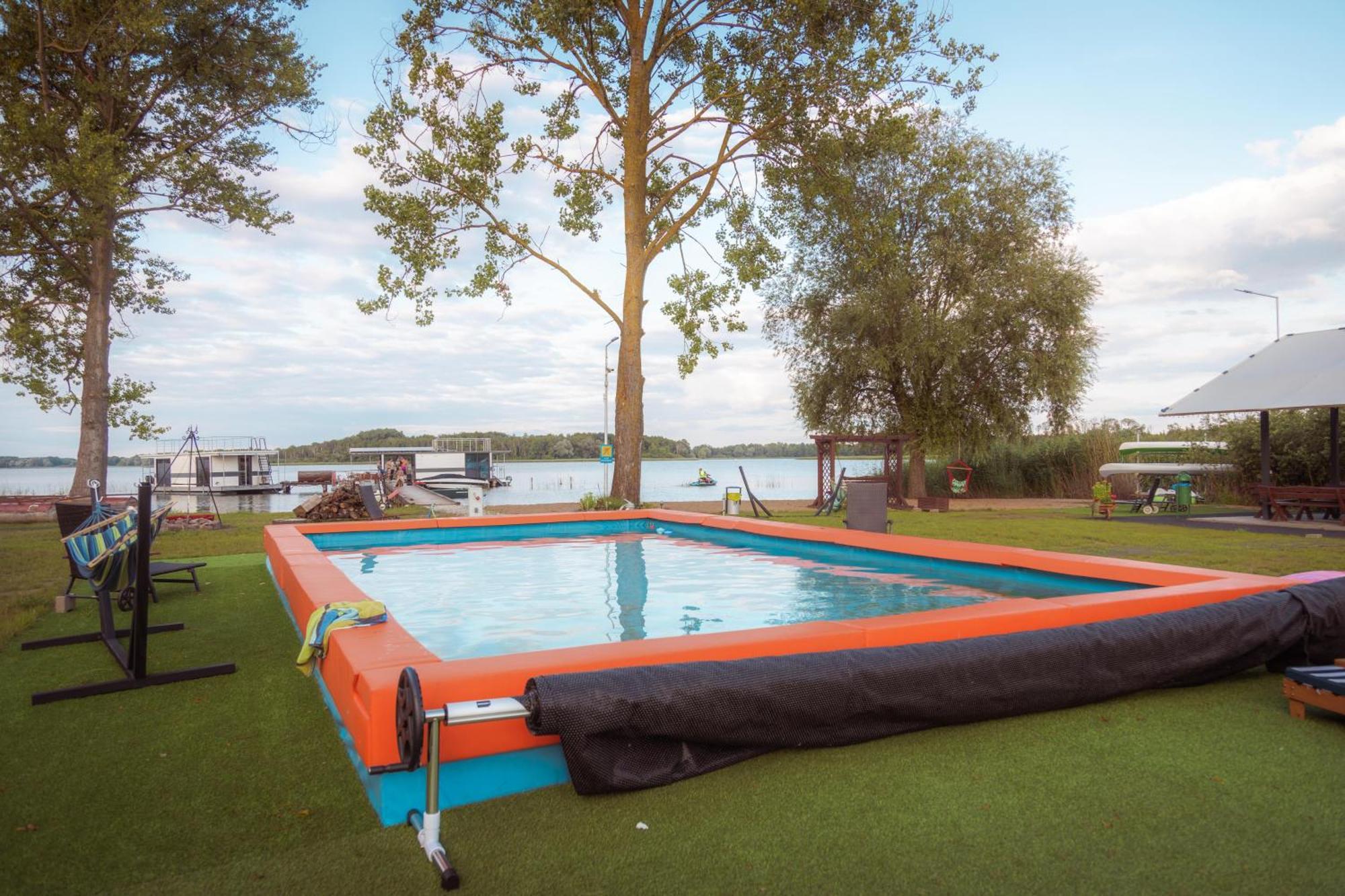 Osrodek Wypoczynkowy "Marina Rozbejko" Villa Mysliborz Luaran gambar